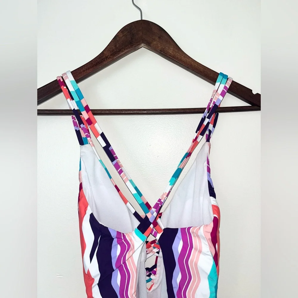 BAR III NWT Waves Low Back Cheeky One‎ Piece Swimsuit | Medium / Large